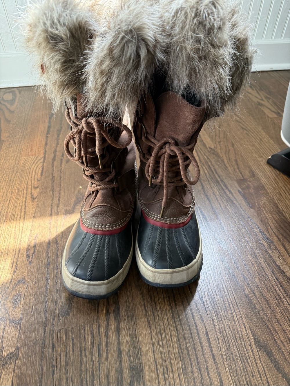 Sorel Brown and Black Faux Fur-Trim Winter Boot Size 12